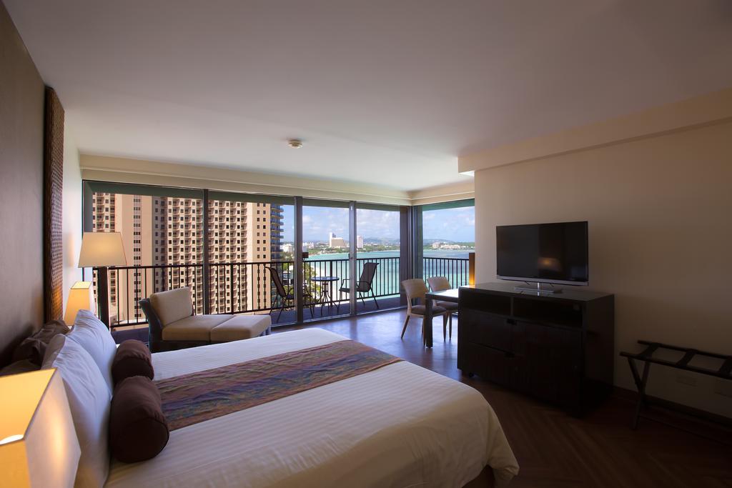 Guam Reef Hotel Tumon Exterior foto